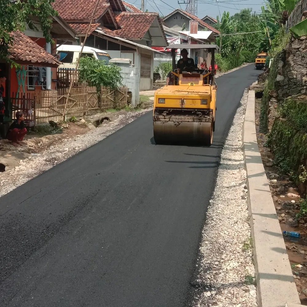 Kesiapan Armada Alat Berat Pengaspalan